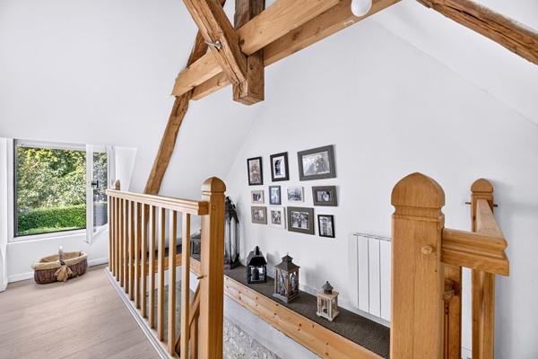 Maison de charme du 19 ème siècle entièrement restaurée avec jardin et piscine. Bassilac
