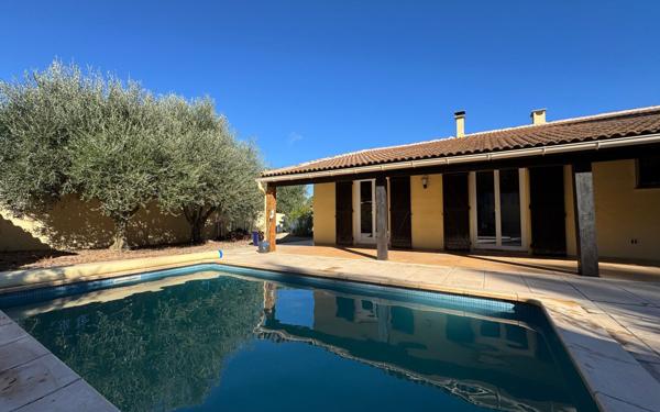 Maison à vendre    4 pièces •  Pézenas