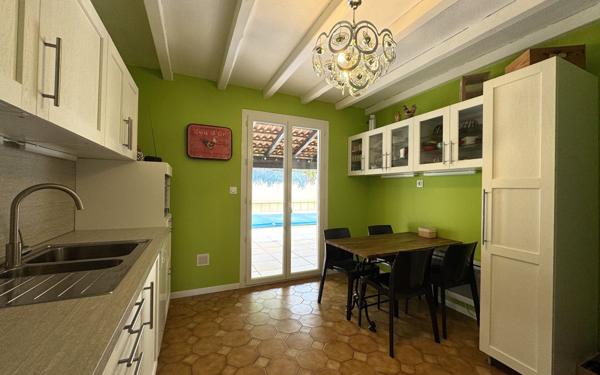 Maison à vendre    4 pièces •  Pézenas