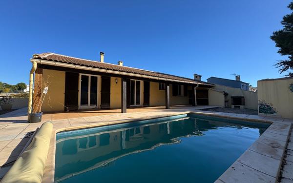 Maison à vendre    4 pièces •  Pézenas