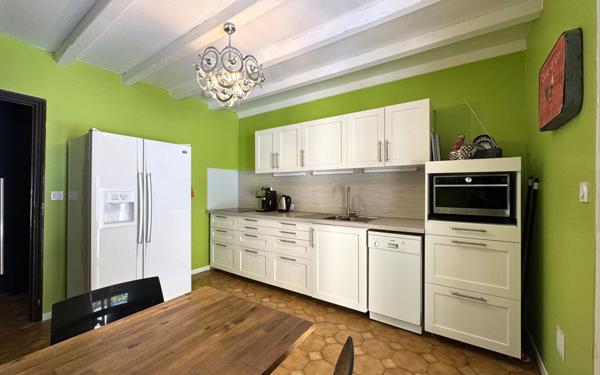 Maison à vendre    4 pièces •  Pézenas