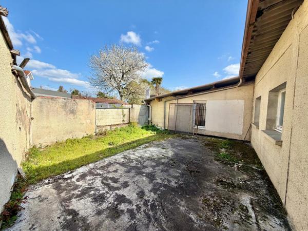 LOCAL COMMERCIAL PLAIN-PIEDS - PROFESSION DE SANTE