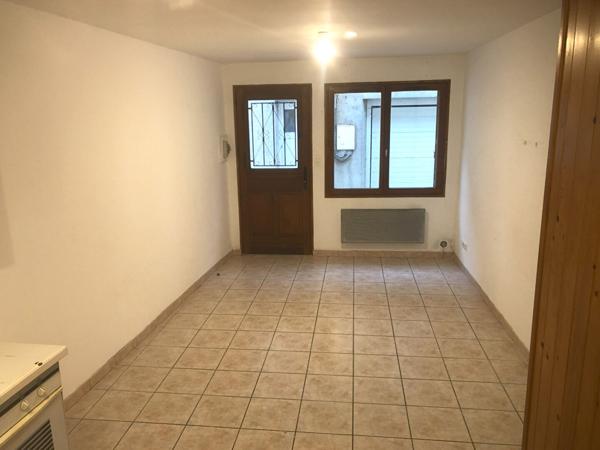 Maison de village sur 2 niveaux, Saint Genix Les Villages