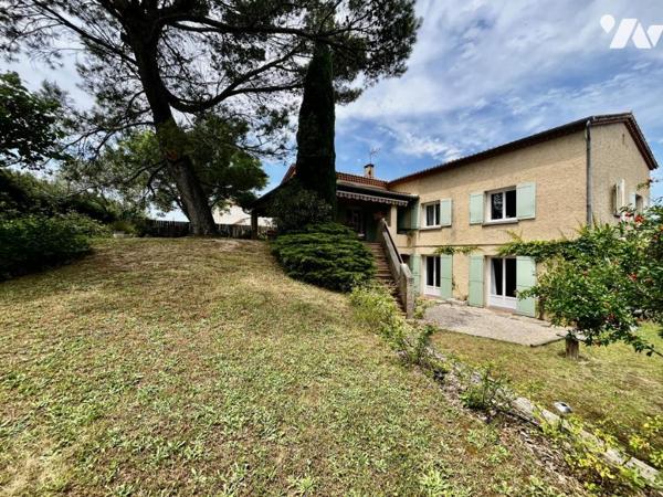 Maison familiale 5 chambres possibilité 6 avec vue et piscine