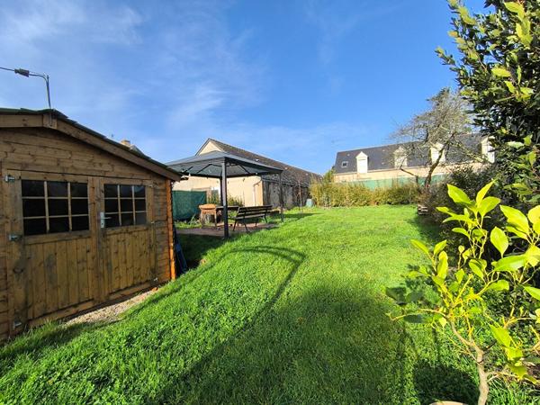 EXCLUSIVITÉ Maison de ville pleine de charme rénovée à FENEU