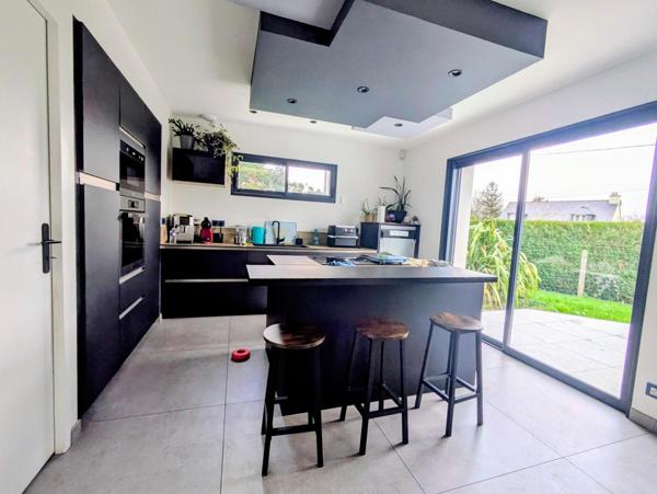 44350 GUERANDE - MAISON RECENTE DE PLAIN PIED AVEC PISCINE