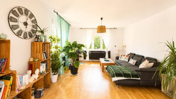 Immeuble Betting 8 pièce(s) 279 m2