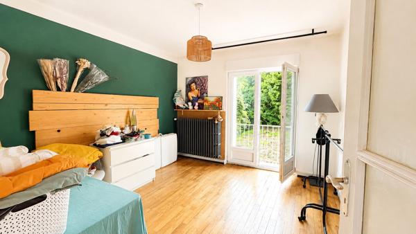 Immeuble Betting 8 pièce(s) 279 m2