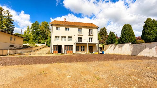 Immeuble Betting 8 pièce(s) 279 m2