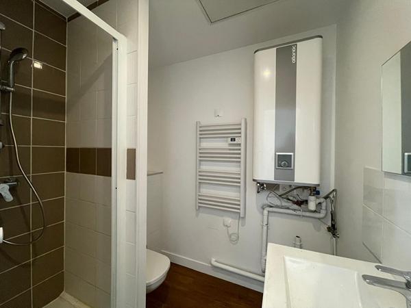 Immeuble Nantes - 3 appartements + terrain