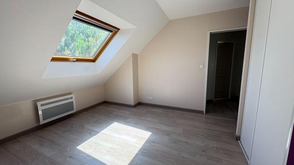Maison à Pellouailles les vignes de 5 pièces avec garage et jardin.
