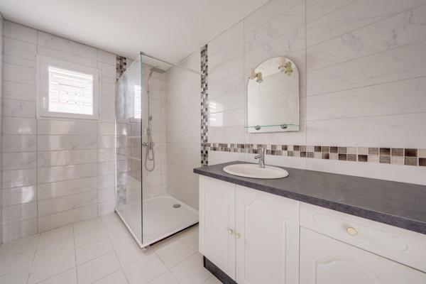 Gauriaguet (33240) Maison 4 pièces 100m² avec garage