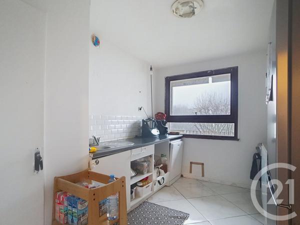Appartement F4 à vendre  4 pièces - 78,42 m2 CREPY EN VALOIS - 60