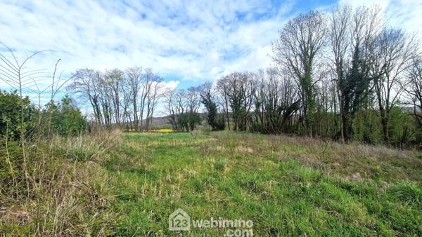 Terrain à bâtir 2026 m² à Chamouille 02860