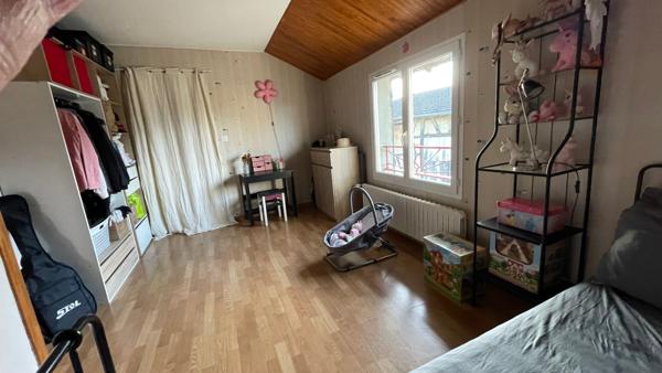 Maison de 135m² et dépendances sur un terrain clos de 1368m²