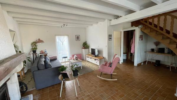 Maison de 135m² et dépendances sur un terrain clos de 1368m²