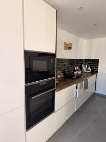 Maison
                                                                                                                                                                                                                                                                                                                        4 pièce(s)                                                                                                                                                                                                          3 chambre(s)                                                                                                                                                                                                          114  m²