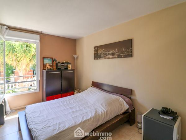 Maison 69.59 m² à Marseille 13009