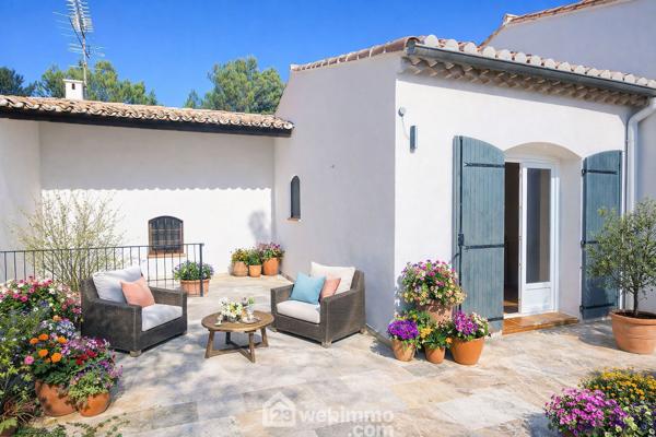 Villas 121 m² à Vernègues 13116