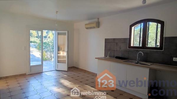 Villas 121 m² à Vernègues 13116
