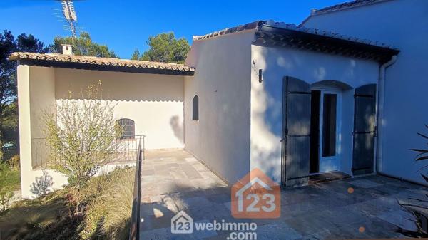 Villas 121 m² à Vernègues 13116
