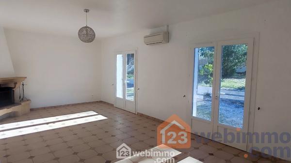 Villas 121 m² à Vernègues 13116