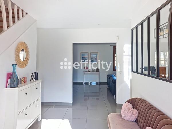 Maison 5 pièces - 118 m² Exclusivité efficity