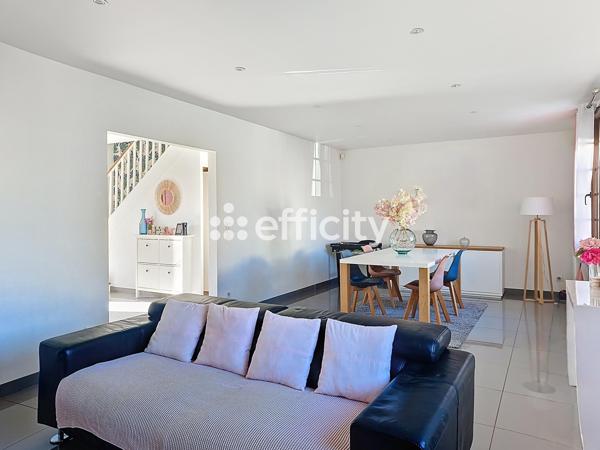 Maison 5 pièces - 118 m² Exclusivité efficity