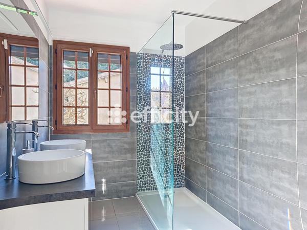 Maison 5 pièces - 118 m² Exclusivité efficity