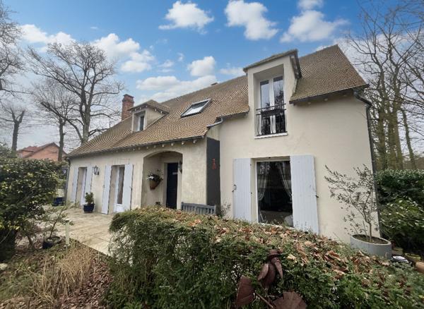 Pavillon familial avec piscine !