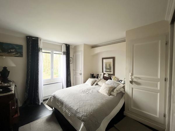 Pavillon familial avec piscine !