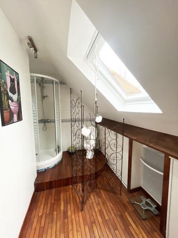 Pavillon familial avec piscine !