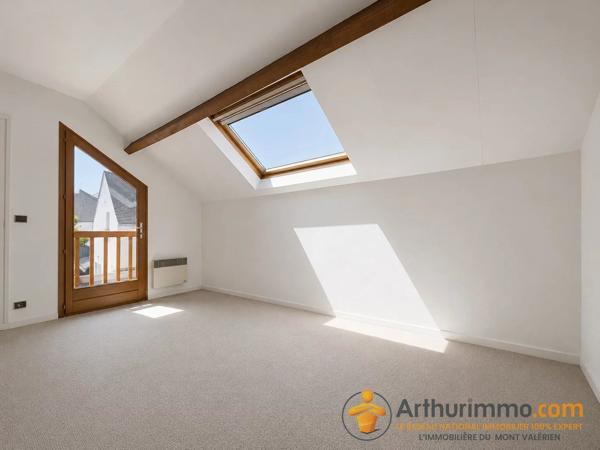 Vente                                                      Maison
                        
                     8 pièces                      160 m2                     à Nanterre