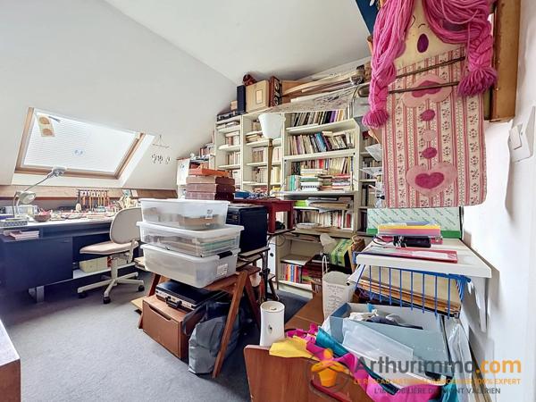 Vente                                                      Maison
                        
                     8 pièces                      160 m2                     à Nanterre