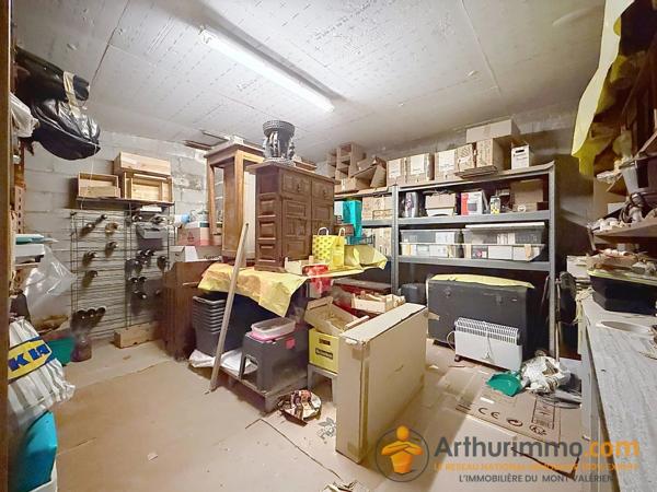 Vente                                                      Maison
                        
                     8 pièces                      160 m2                     à Nanterre