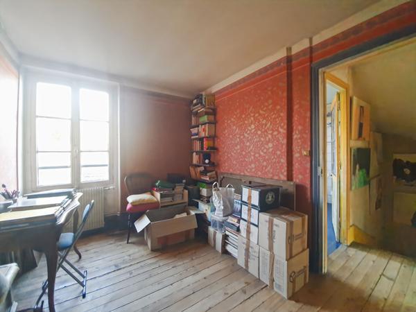 Maison 7 pièces, 160m² + dépendances
