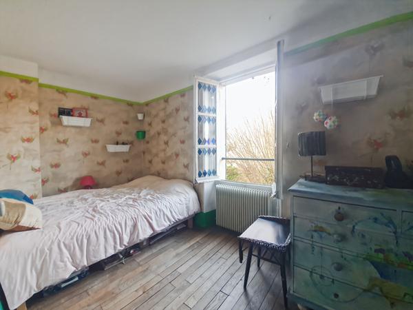 Maison 7 pièces, 160m² + dépendances