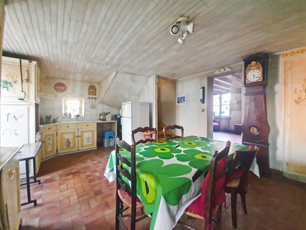 Maison 7 pièces, 160m² + dépendances