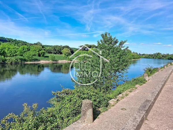 STE FOY, COEUR BASTIDE : Belle maison citadine au fil de l''eau