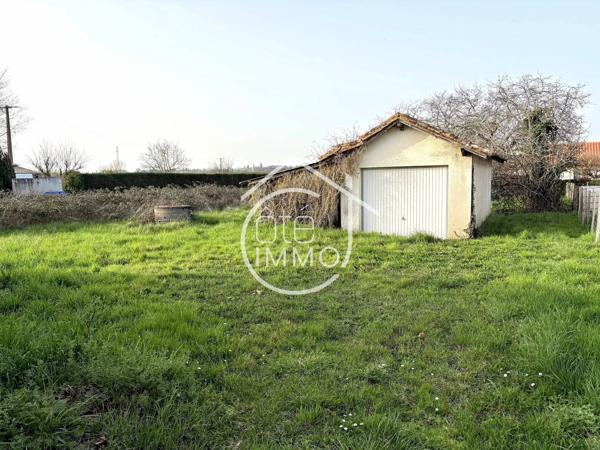 PRIGONRIEUX : Maison 3 pièces de 60m² avec dépendance et jardin