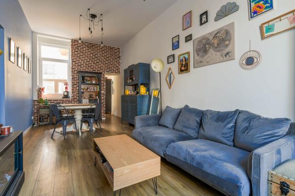 Appartement
         4 pièces
        - 94 m² Exclusivité 242 000 € *