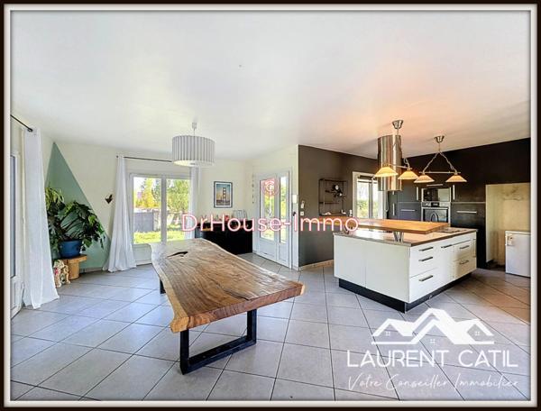 Maison à vendre 6 pièces de 187 m²