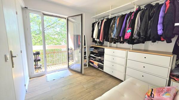 Appartement rénové à LA VALENTINE (13011)