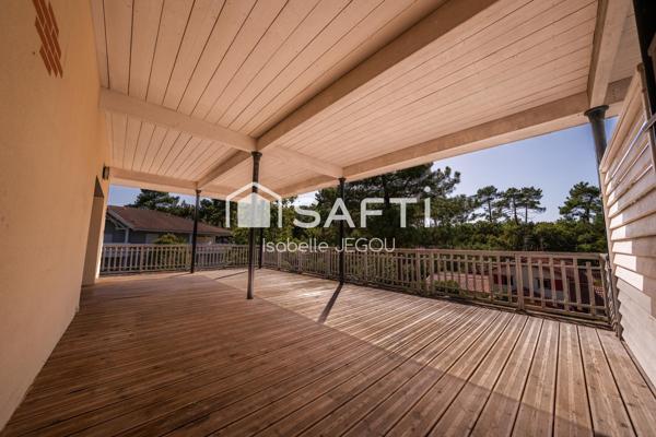 Bel appartement avec sa terrasse sud-ouest et ses grands espaces de vie lumineux