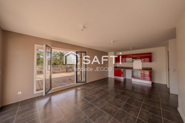 Bel appartement avec sa terrasse sud-ouest et ses grands espaces de vie lumineux