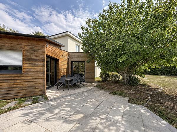 Maison Cantenay Epinard 9 pièce(s) 276 m2