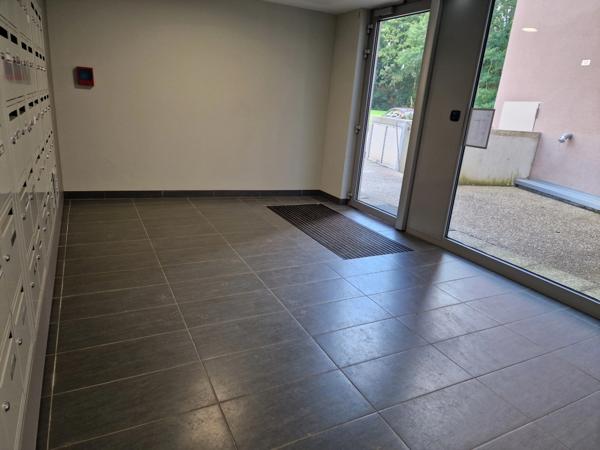 Secteur NANCY (54) Appartement de 39,24 m2 loué ( avec place parking )
