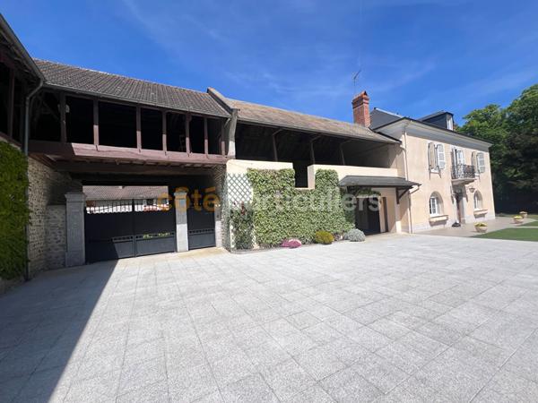 Vente Maison186,47 m² - 8 Pièces - ORLEIX (65800)