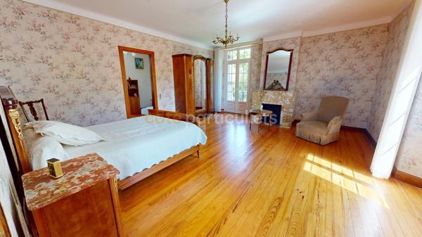 Vente Maison186,47 m² - 8 Pièces - ORLEIX (65800)