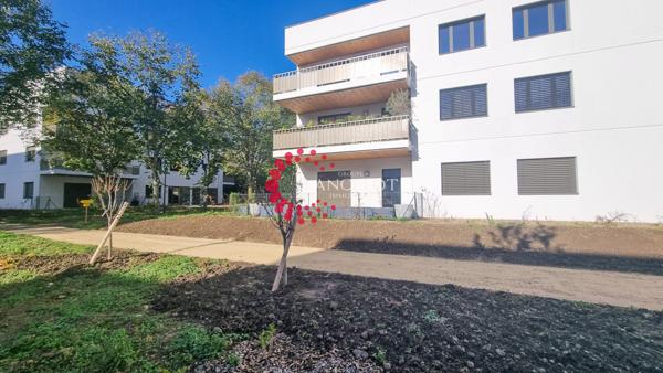 3 P à louer 76 m² avec terrasse en RDJ et garage